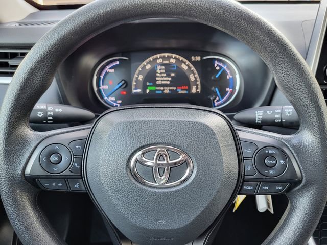 Used 2025 Toyota RAV4 LE image 21