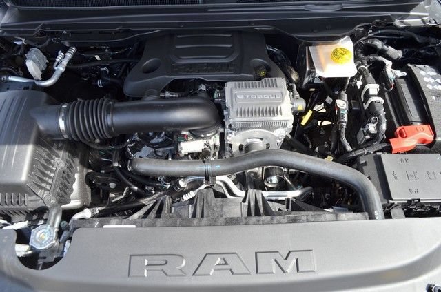 New 2026 RAM 1500 Express AWD/4WD image 34