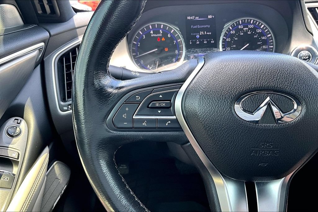 Used 2018 INFINITI Q60 3.0t Luxe RWD image 17