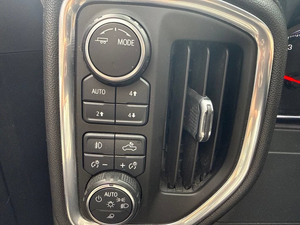 Used 2021 Chevrolet Silverado 1500 LT Trail Boss w/ Convenience Package II AWD/4WD image 23