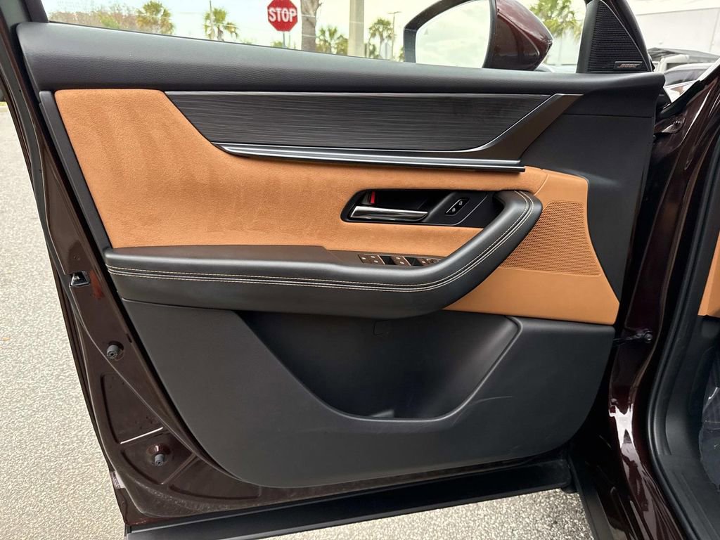 Certified 2025 MAZDA CX-90 3.3 Turbo S w/ Premium Plus image 28