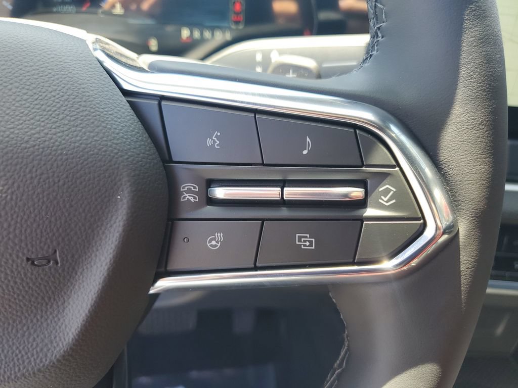 New 2026 Chevrolet Equinox LT w/ Safety and Technology Package FWD image 30