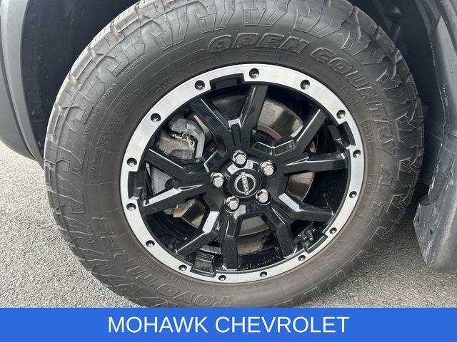 Used 2025 Nissan Pathfinder Rock Creek AWD/4WD image 32