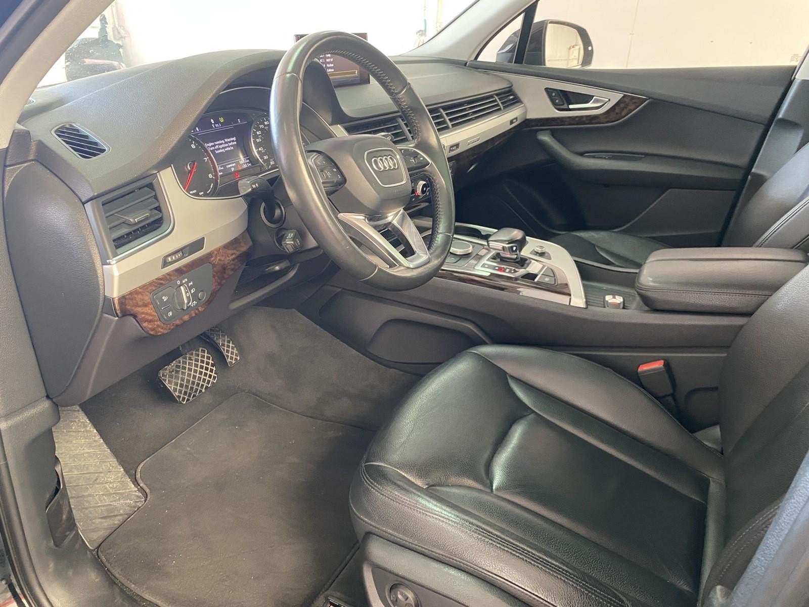 Used 2018 Audi Q7 2.0T Premium AWD/4WD image 23