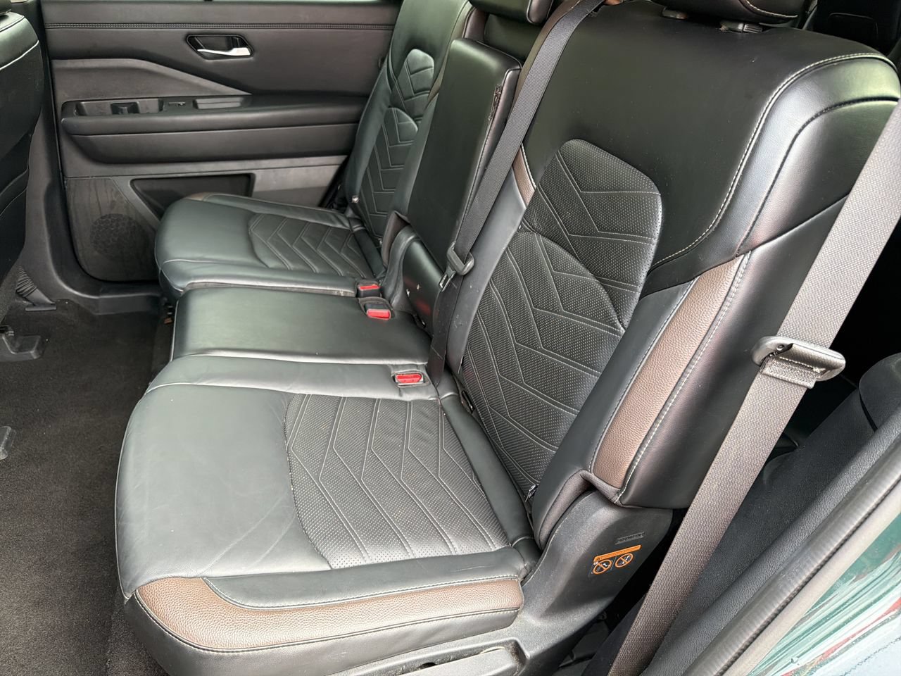 Used 2025 Nissan Pathfinder Platinum w/ Cargo Package AWD/4WD image 20
