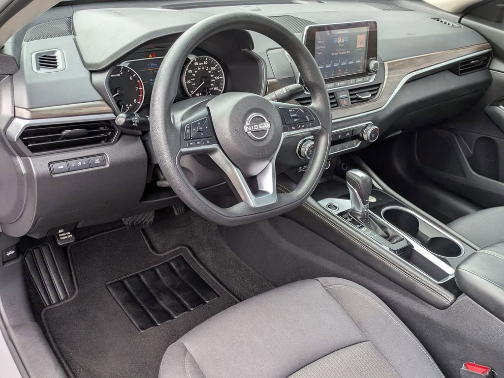 Certified 2023 Nissan Altima 2.5 SV image 15