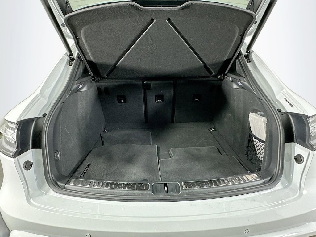 New 2025 Porsche Macan image 28