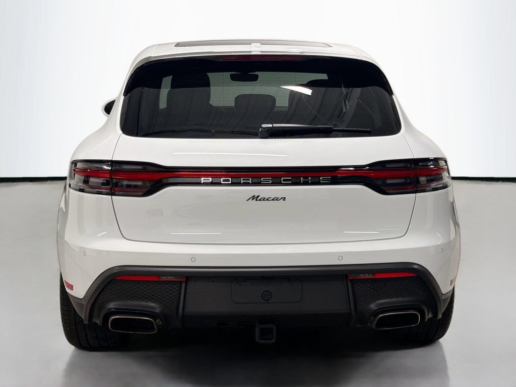 Used 2026 Porsche Macan AWD/4WD image 10