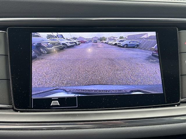 Used 2024 Buick Enclave Essence w/ Experience Buick Package FWD image 32