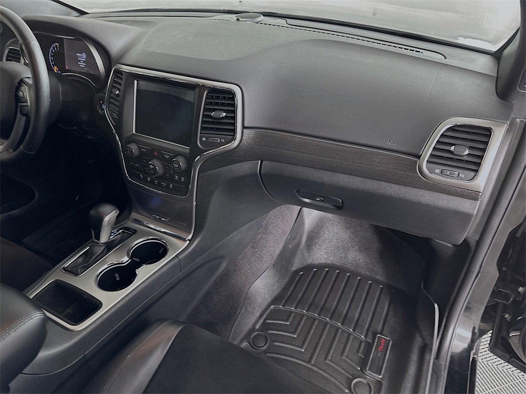 Used 2018 Jeep Grand Cherokee Altitude image 29