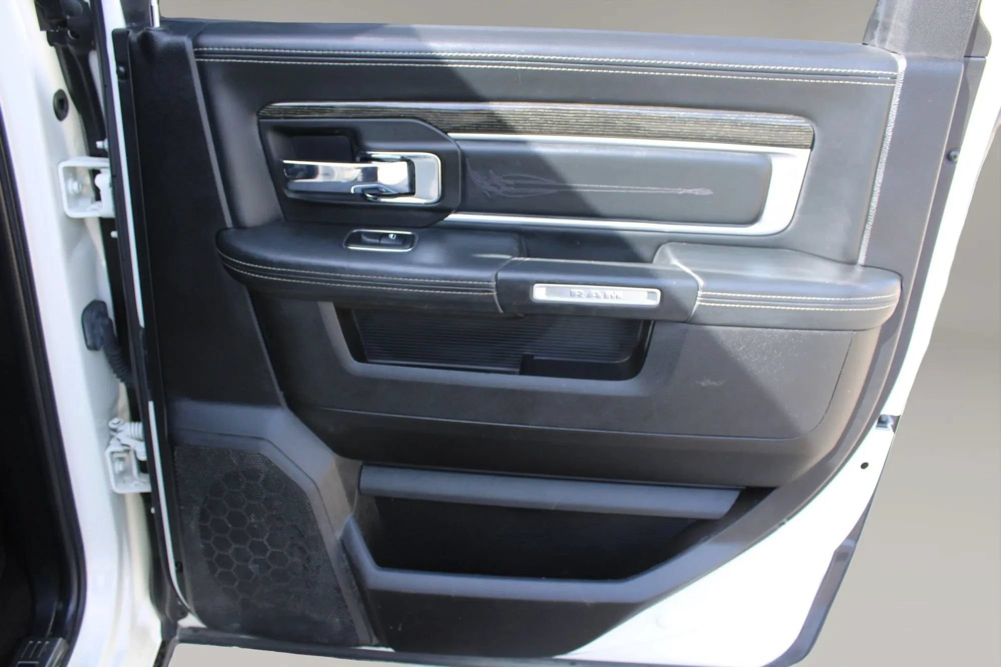 Used 2017 RAM 1500 Limited AWD/4WD image 24