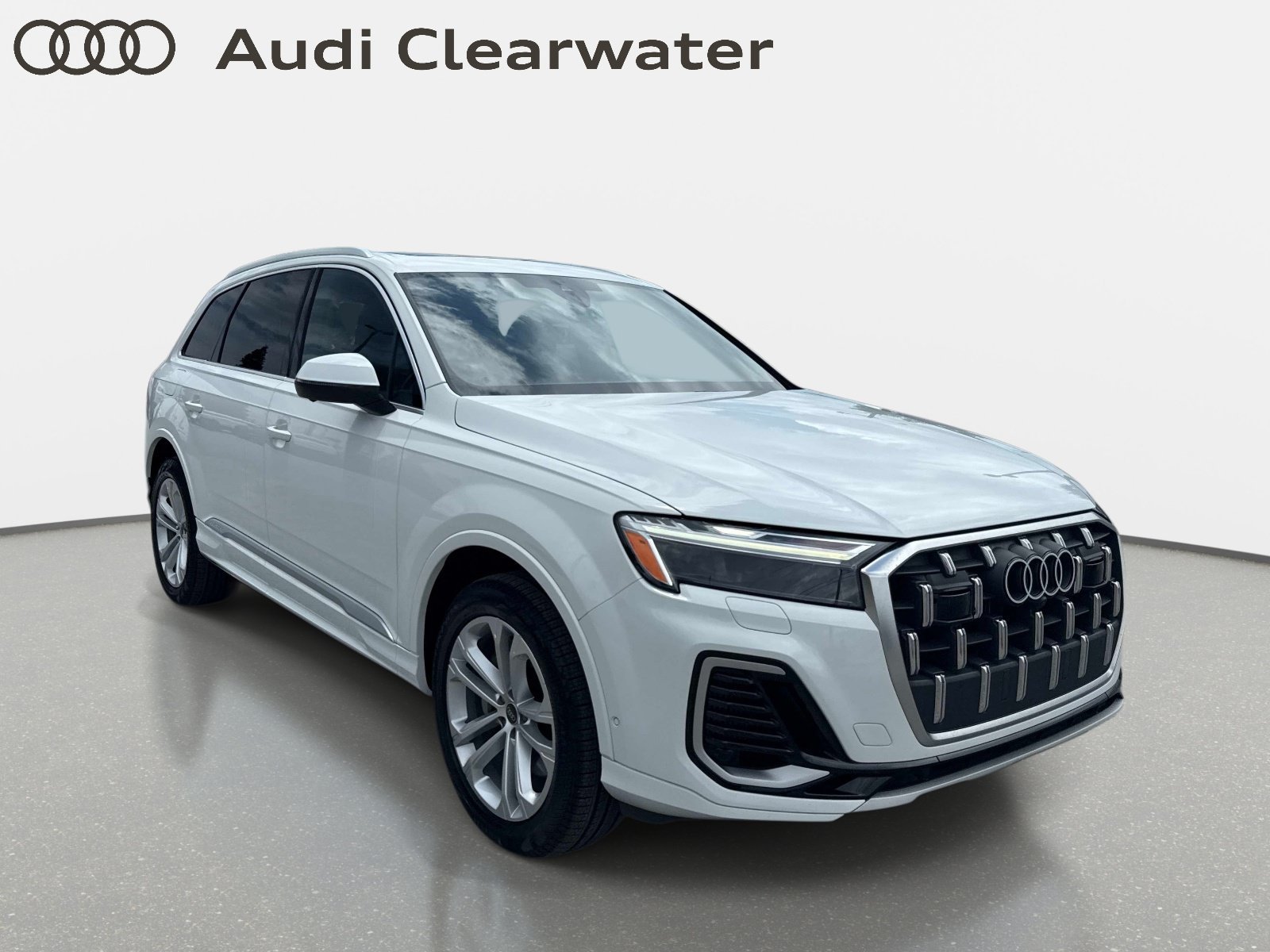 Certified 2025 Audi Q7 3.0T Premium Plus AWD/4WD image 6