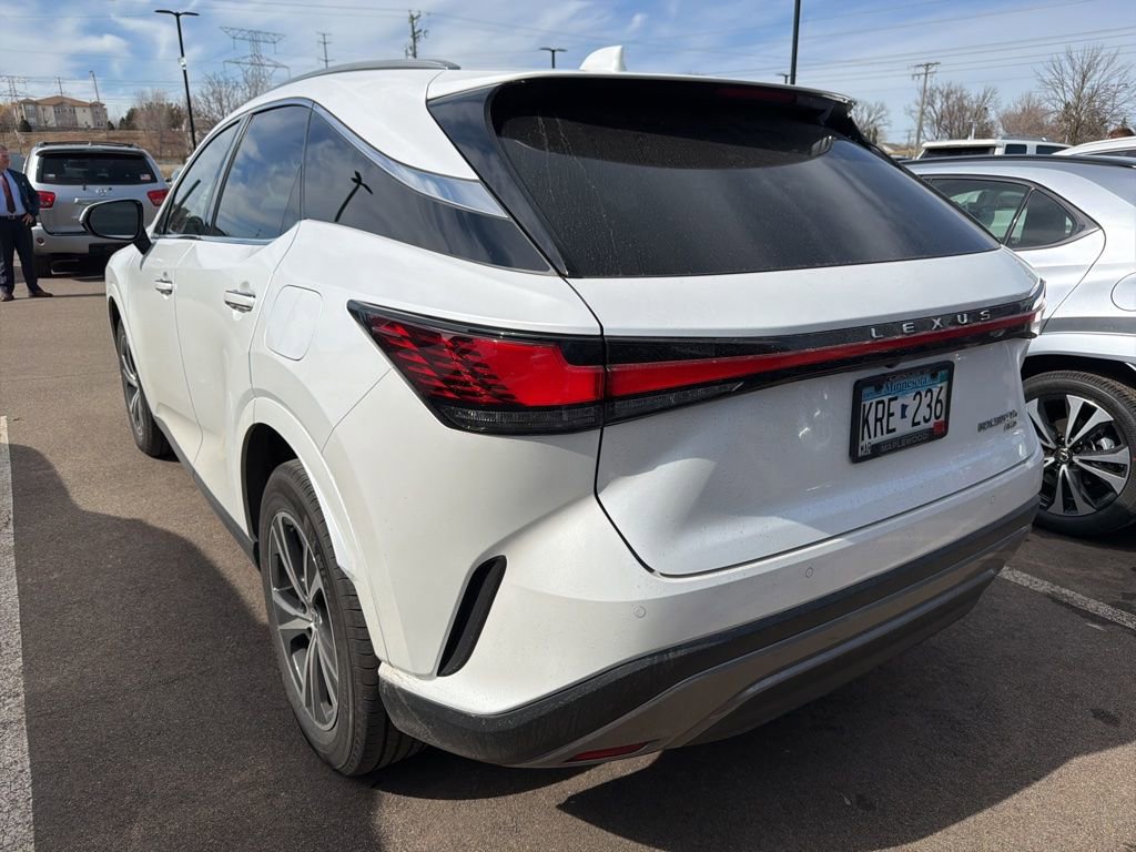 Used 2023 Lexus RX 350h w/ Accessory Package (2T) image 19