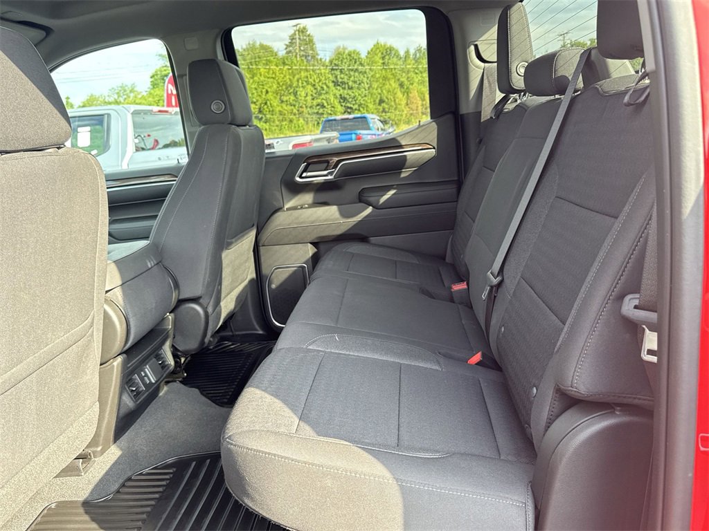 Used 2023 Chevrolet Silverado 1500 LT image 28