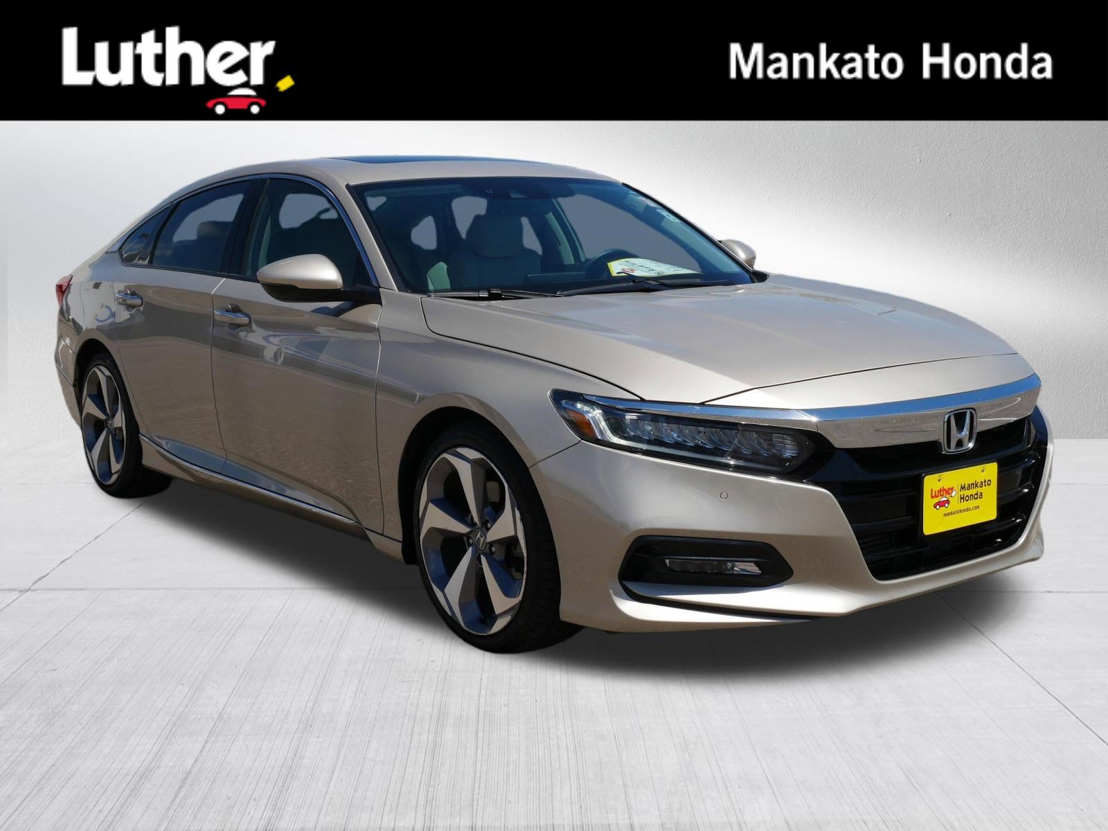 Used 2018 Honda Accord Touring video 1