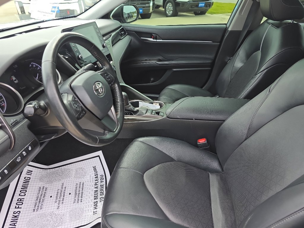 Used 2022 Toyota Camry XSE w/ Cold Weather Package FWD image 6