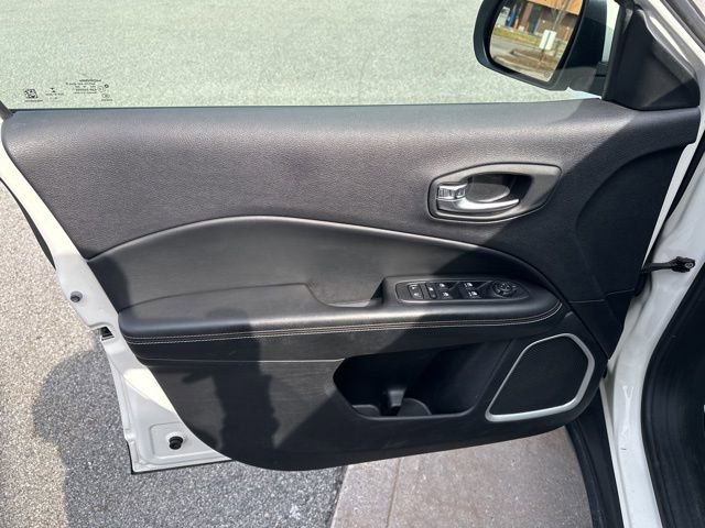 Certified 2019 Jeep Compass Latitude w/ Popular Equipment Group image 23