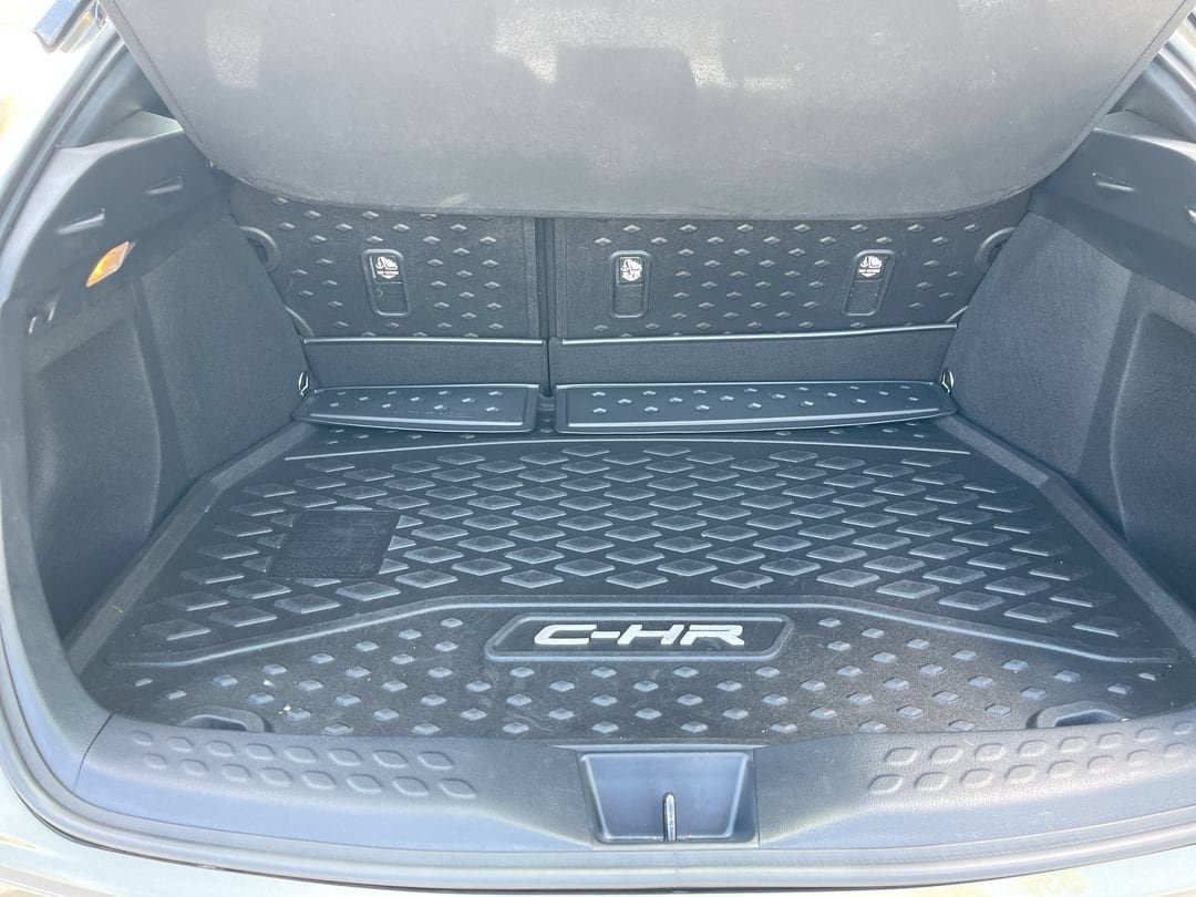 Certified 2021 Toyota C-HR Limited FWD image 17