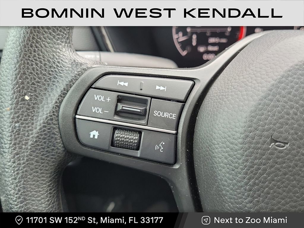 Used 2025 Honda CR-V EX image 13