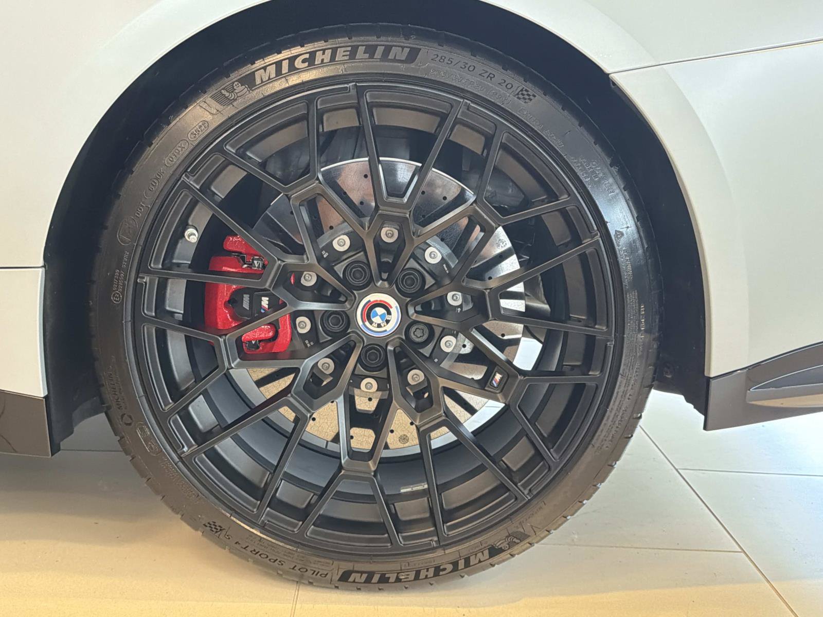 Used 2023 BMW M4 CSL RWD image 15