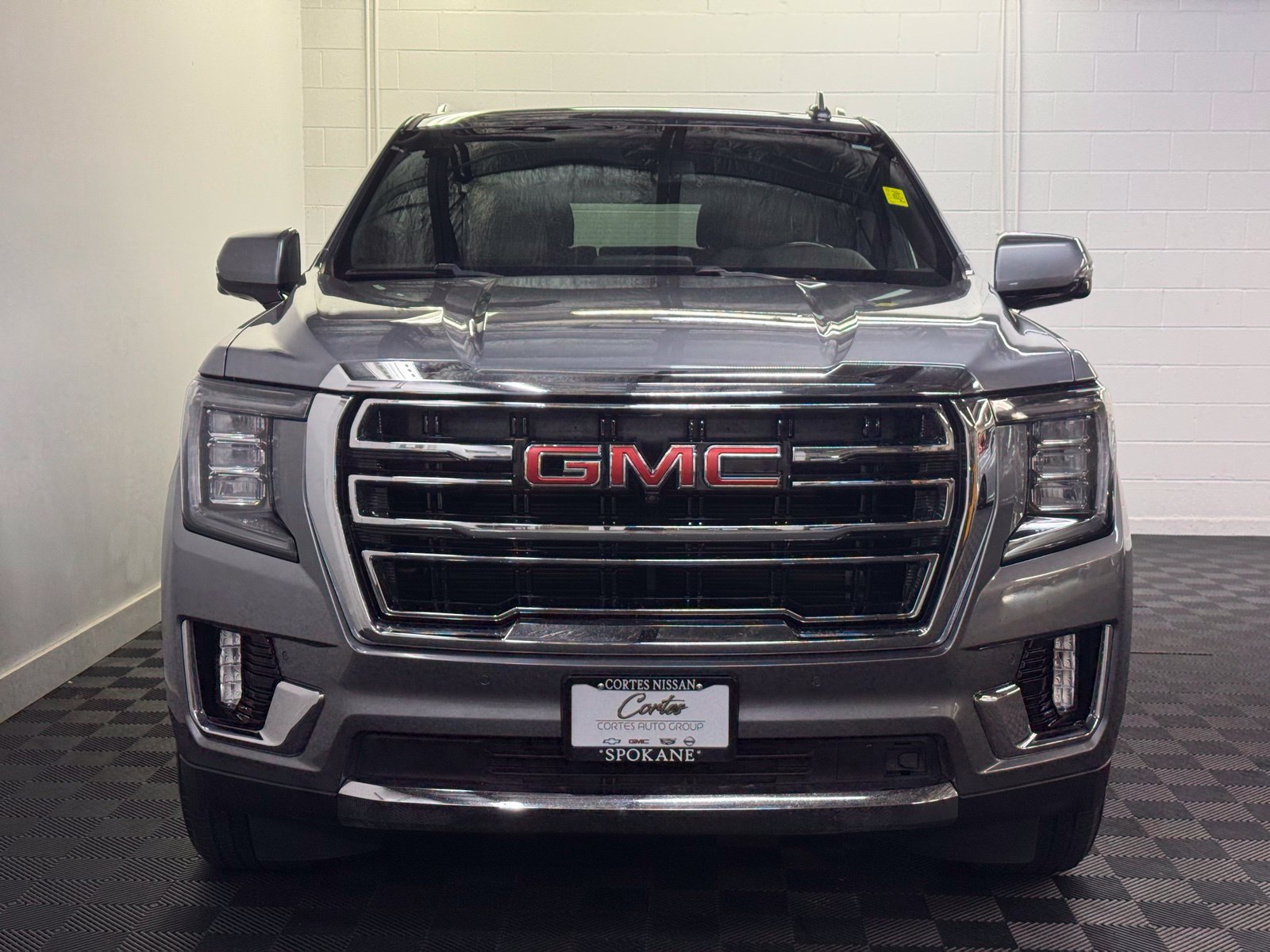 Used 2022 GMC Yukon XL SLT w/ SLT Luxury Package AWD/4WD image 5