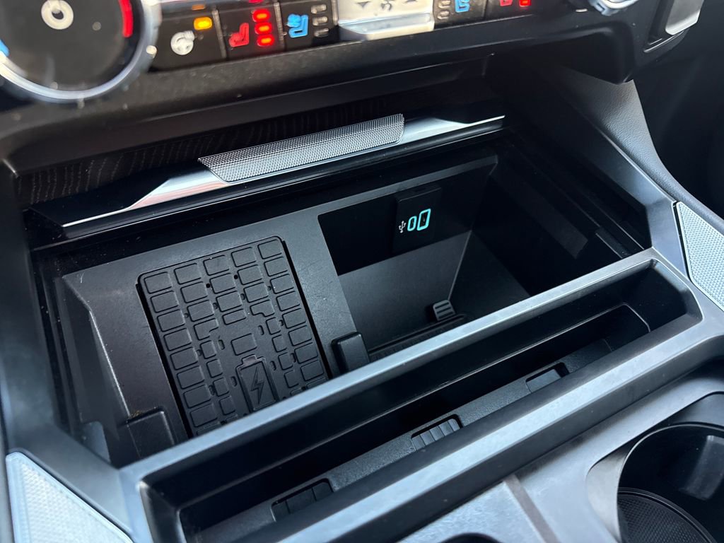 Used 2024 Ford F350 Platinum image 39