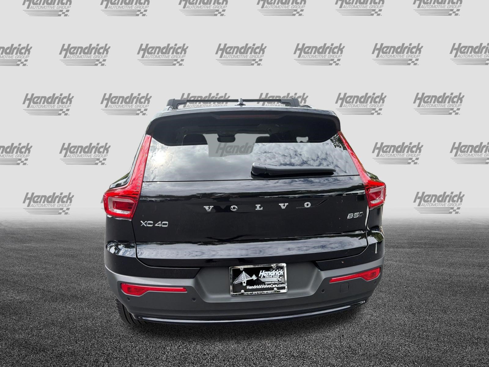 New 2026 Volvo XC40 B5 Ultra w/ Protection Package Premier AWD/4WD image 8