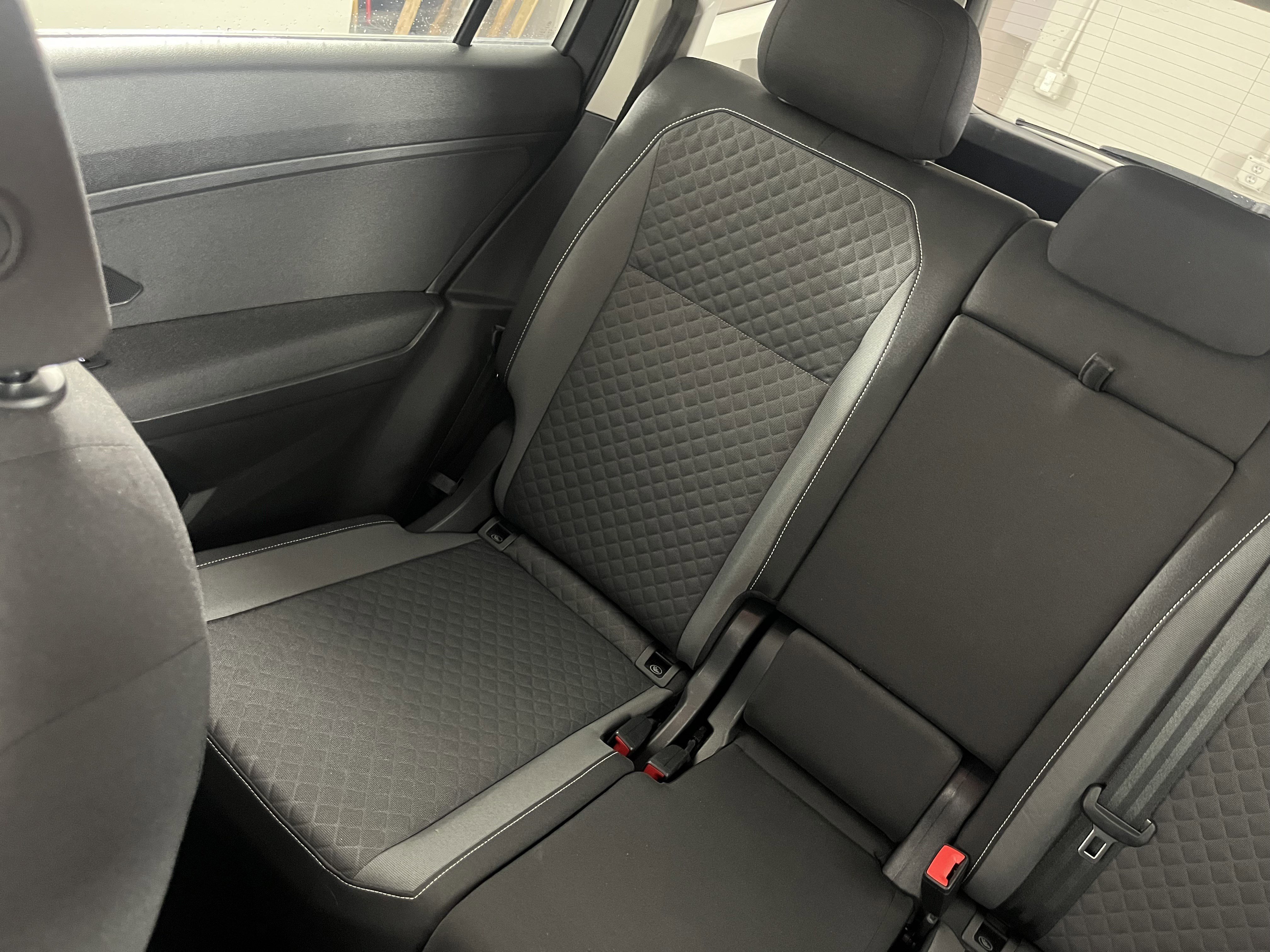 Used 2021 Volkswagen Tiguan S image 21