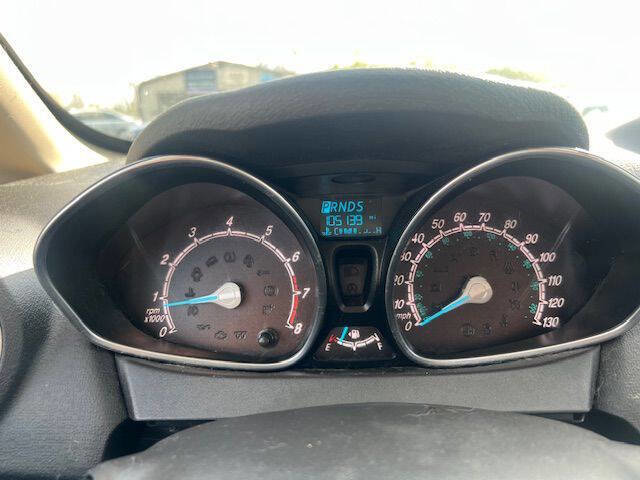 Used 2019 Ford Fiesta SE w/ Equipment Group 202A image 12