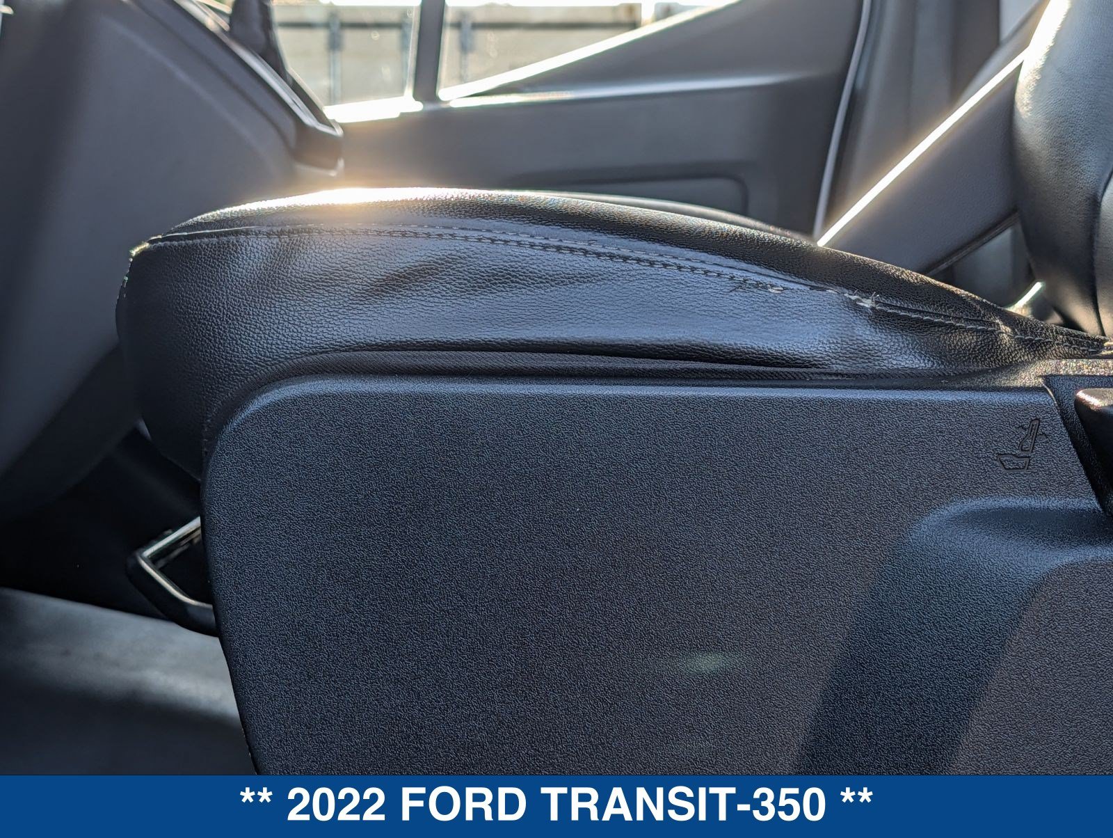 Used 2022 Ford Transit 350 DRW RWD image 20