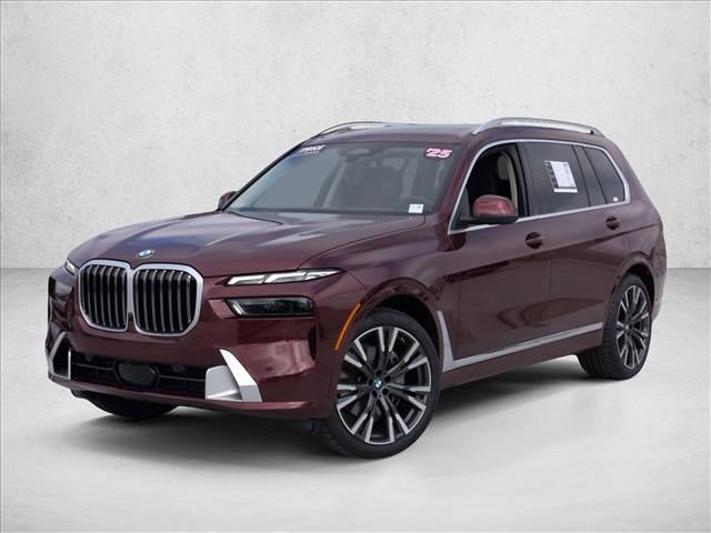 Used 2025 BMW X7 xDrive40i w/ Parking Assistance Package image 1