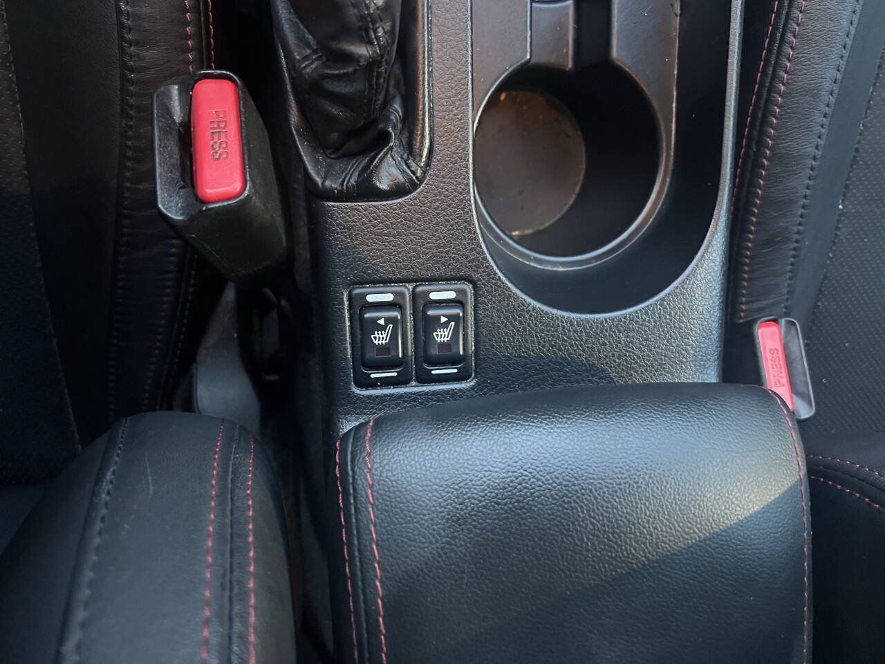 Used 2015 Subaru WRX Limited AWD/4WD image 28
