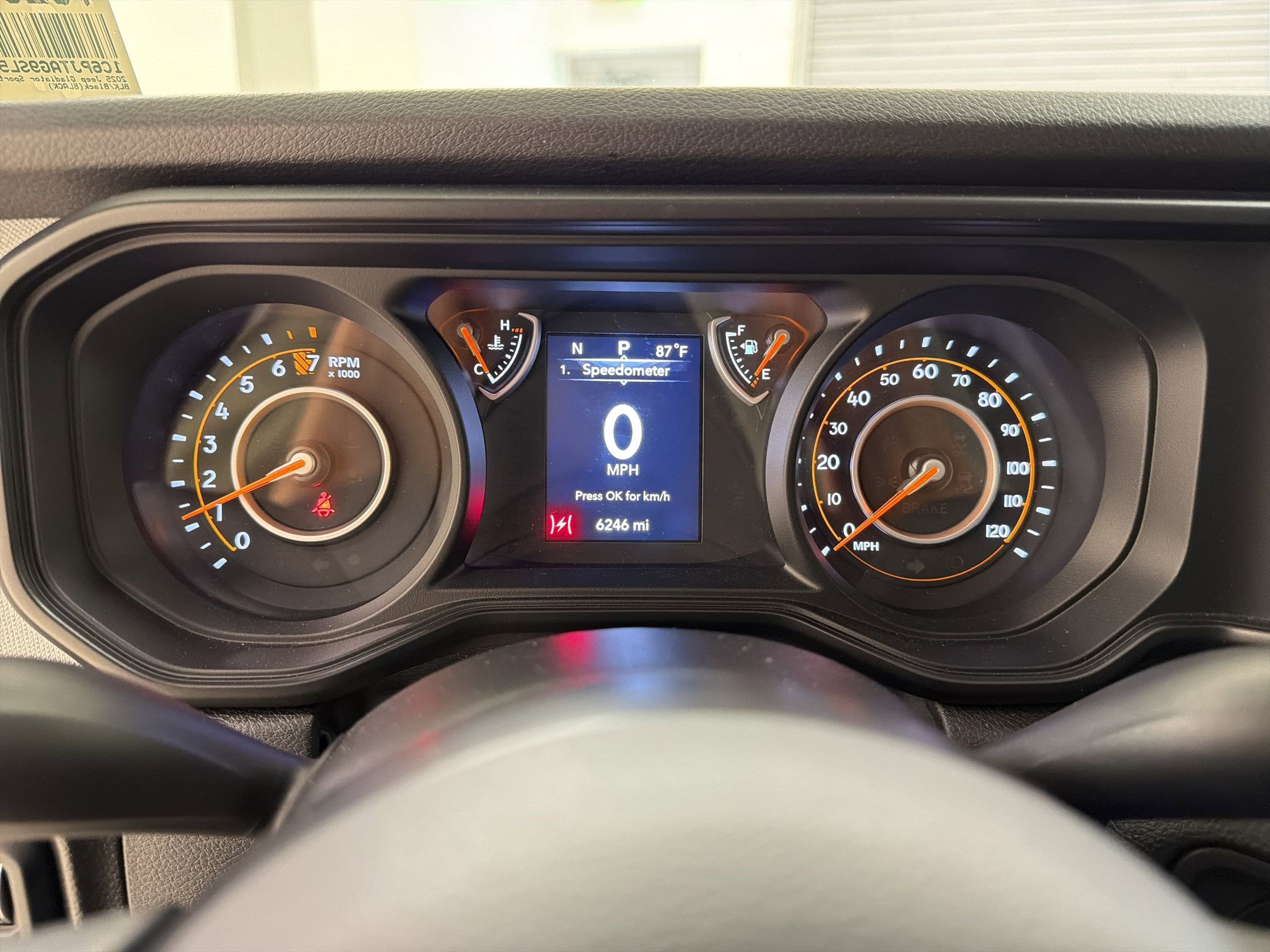 Used 2025 Jeep Gladiator Sport image 18