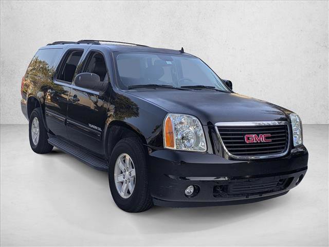 Used 2014 GMC Yukon XL SLT image 3
