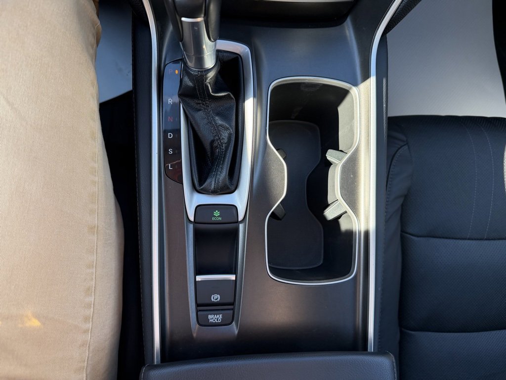 Used 2018 Honda Accord EX-L image 27