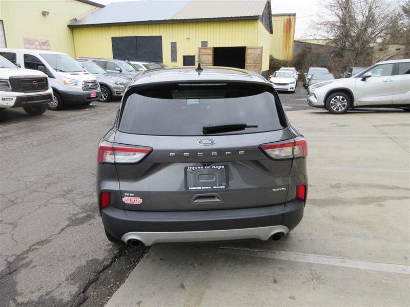 Used 2021 Ford Escape SE image 4
