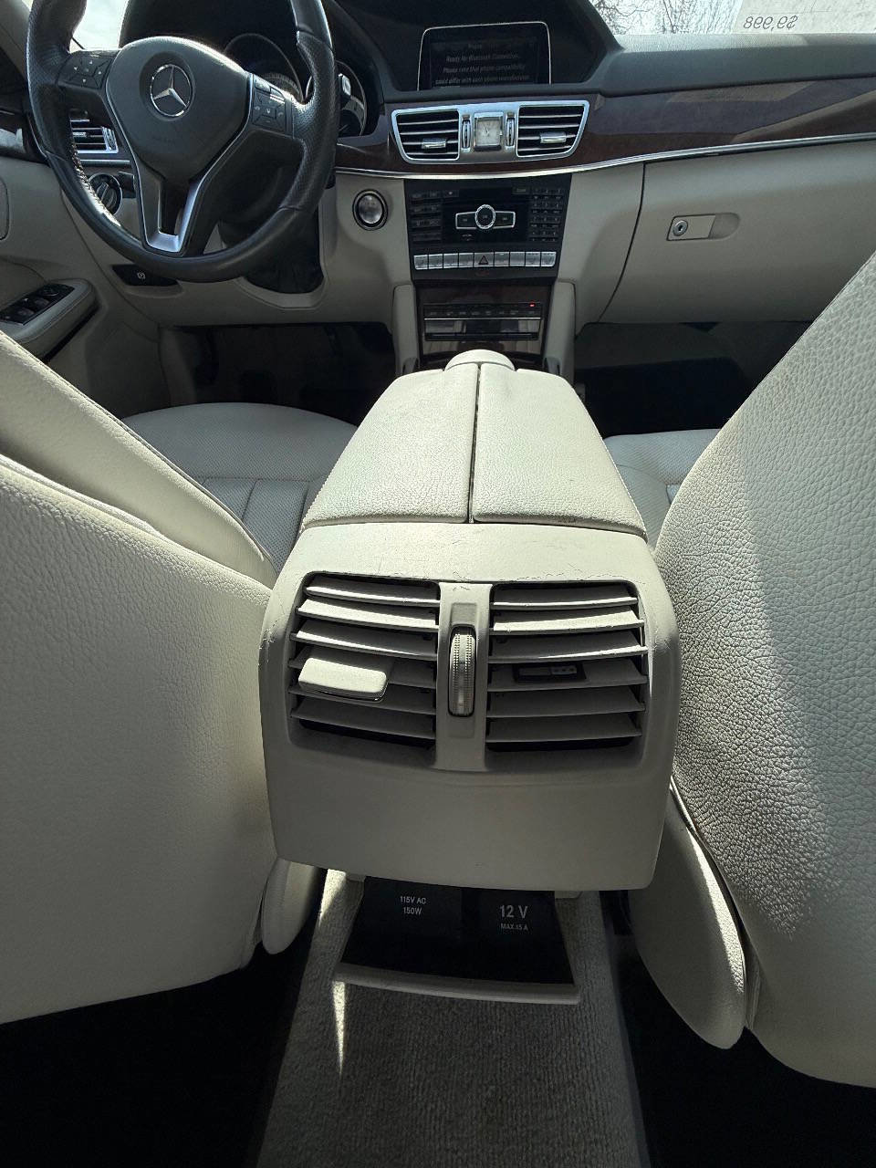 Used 2014 Mercedes-Benz E 550 4MATIC Sedan image 15