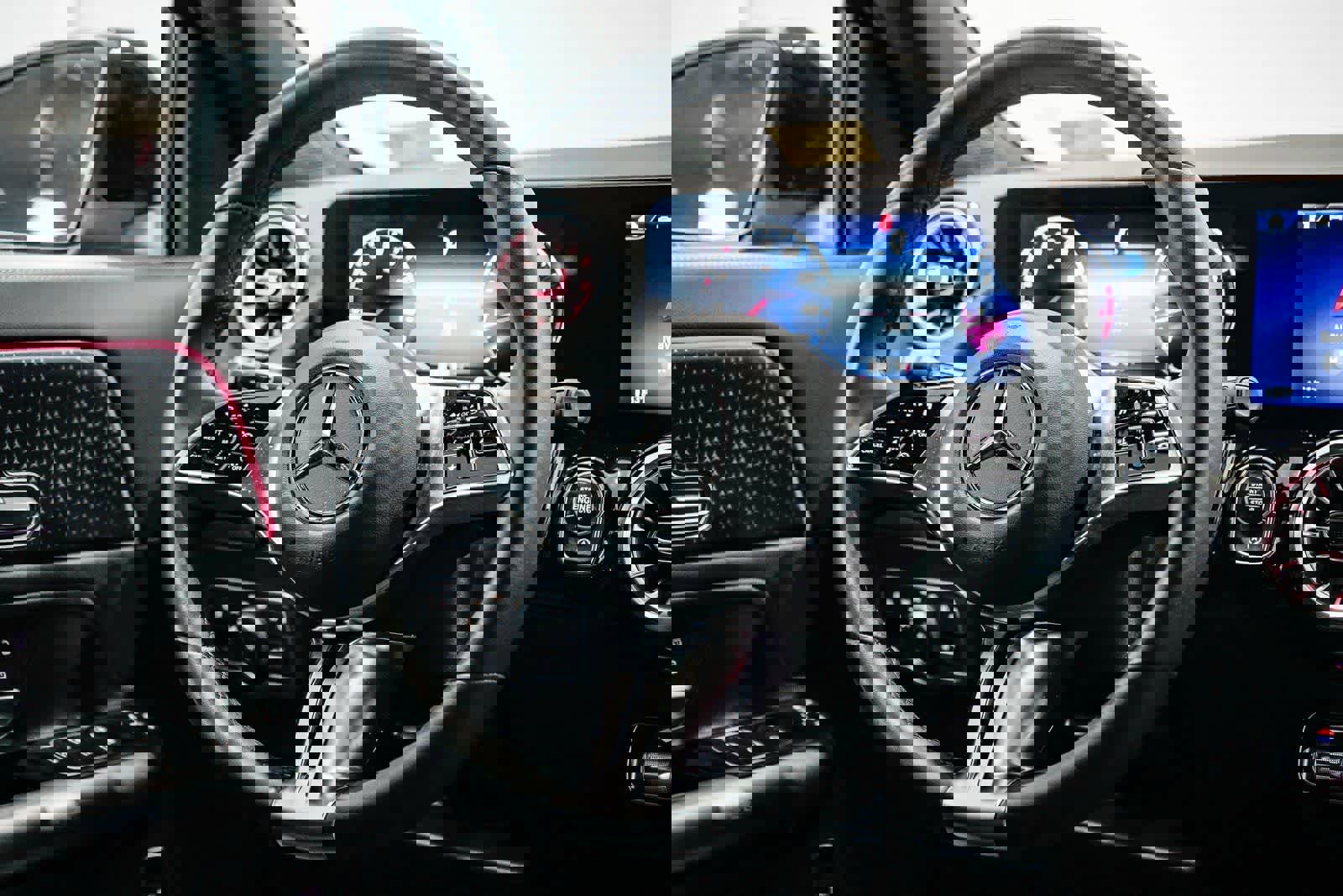 Used 2025 Mercedes-Benz GLA 250 image 14