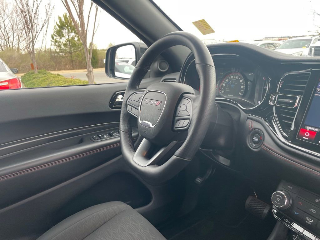 Used 2025 Dodge Durango GT w/ Blacktop Package image 30