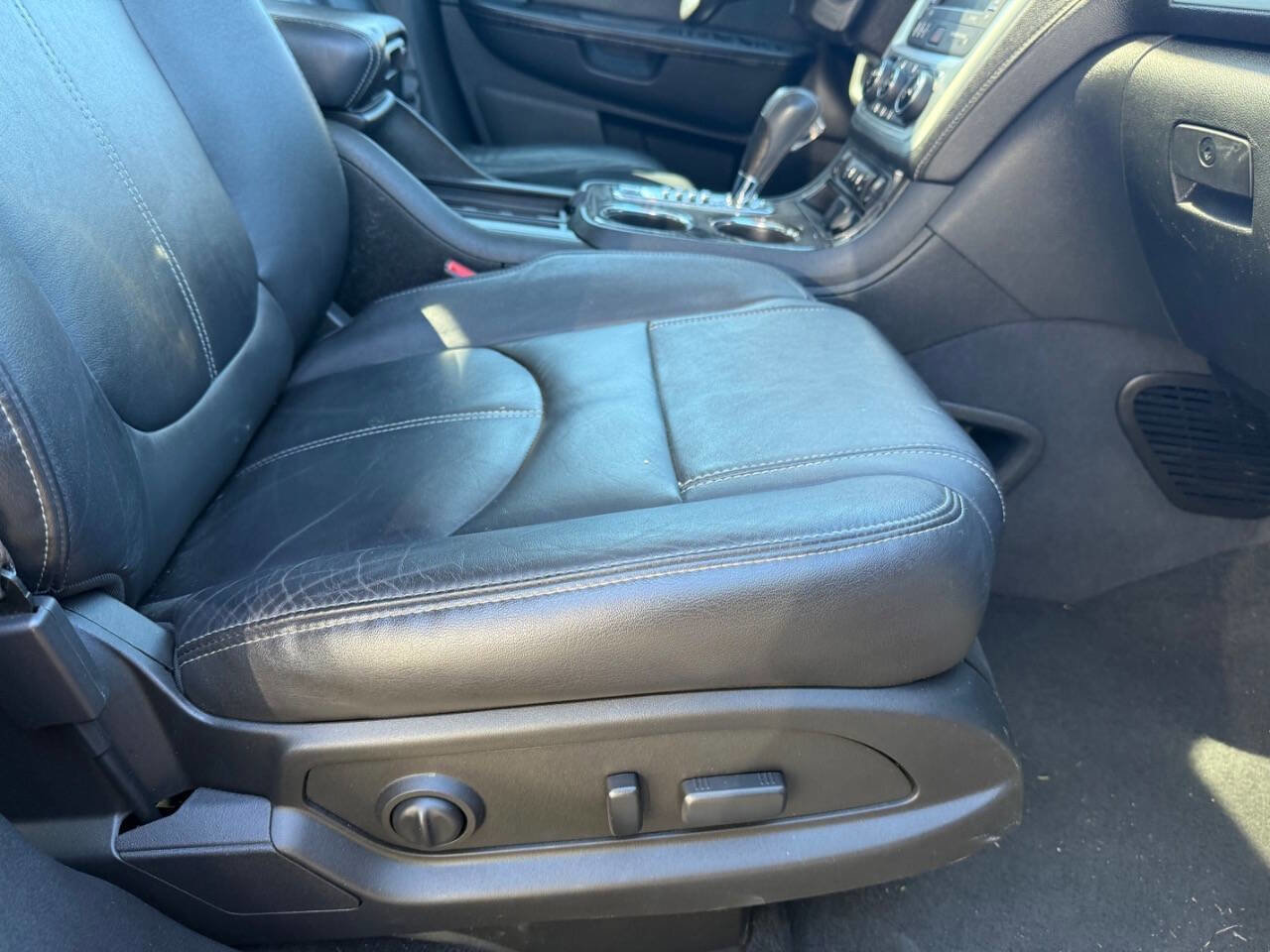 Used 2015 GMC Acadia SLT image 8