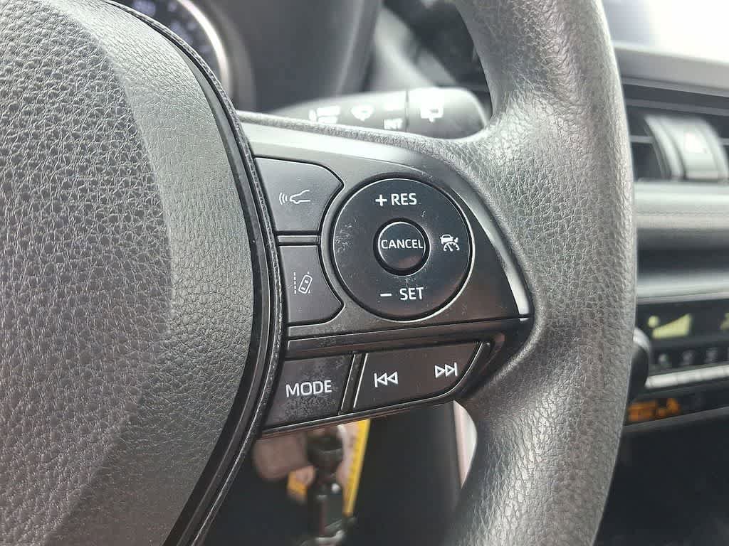 Used 2019 Toyota RAV4 LE w/ All Weather Liner Package image 18