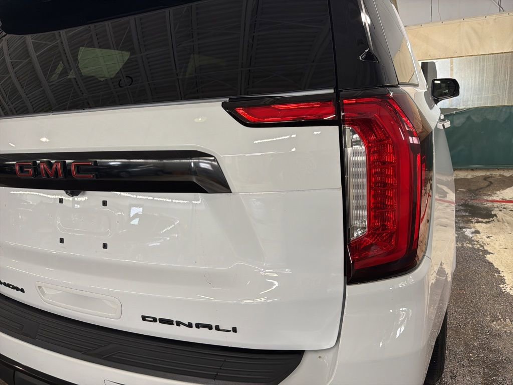 Used 2021 GMC Yukon Denali image 13
