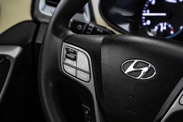 Used 2017 Hyundai Santa Fe Sport FWD image 16