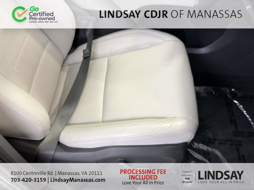 Used 2024 Hyundai Santa Fe Limited AWD/4WD image 13