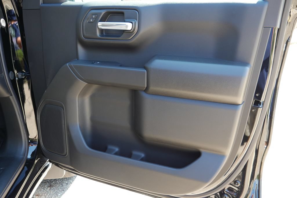 New 2026 Chevrolet Silverado 1500 Custom AWD/4WD image 10