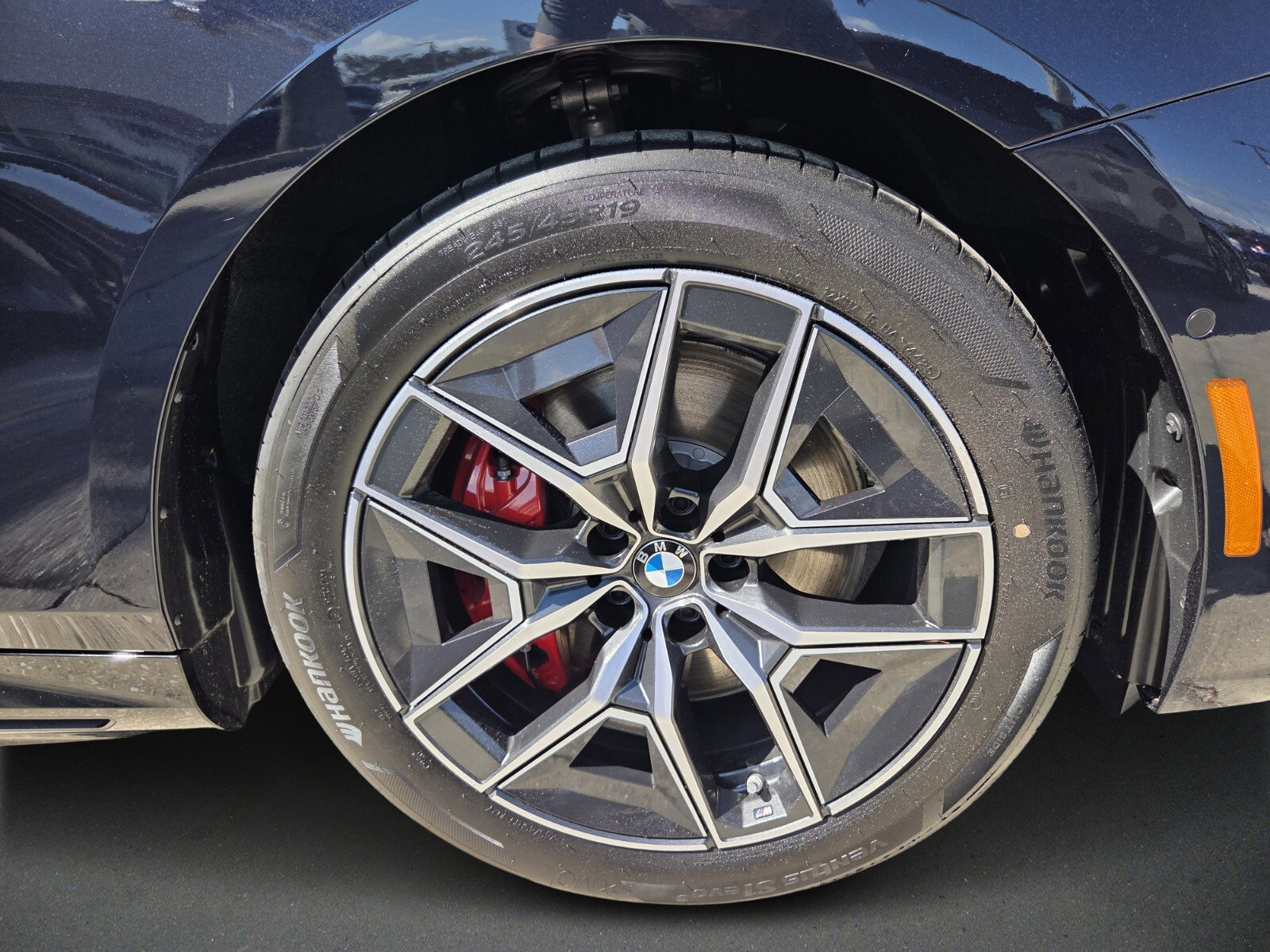 New 2026 BMW i5 eDrive40 w/ M Sport Package image 8