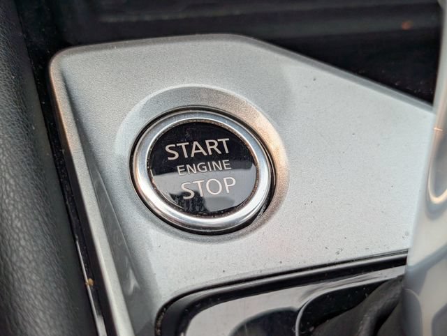 Used 2024 Nissan Altima 2.5 SV w/ SV Premium Package AWD/4WD image 26