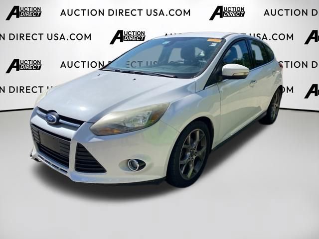 Used 2012 Ford Focus Titanium FWD image 1