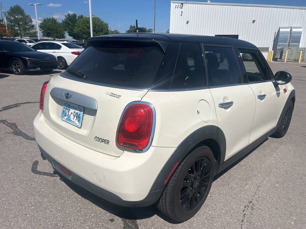 Used 2015 MINI Cooper 4-Door Hardtop FWD image 5