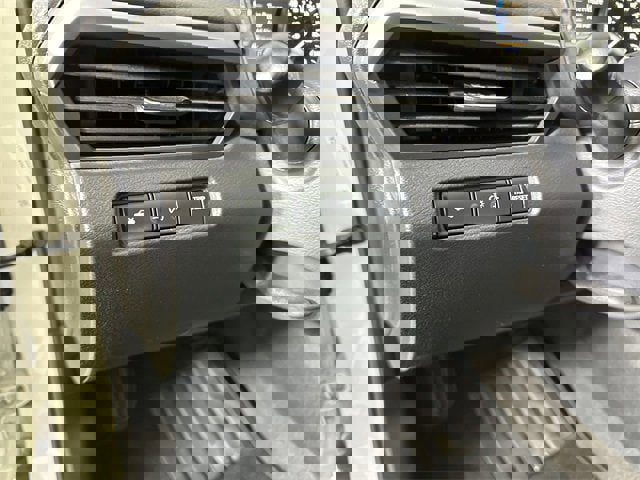 Used 2022 Nissan Altima 2.5 SV image 18